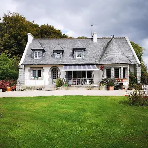 Chez Bebert Plouvorn